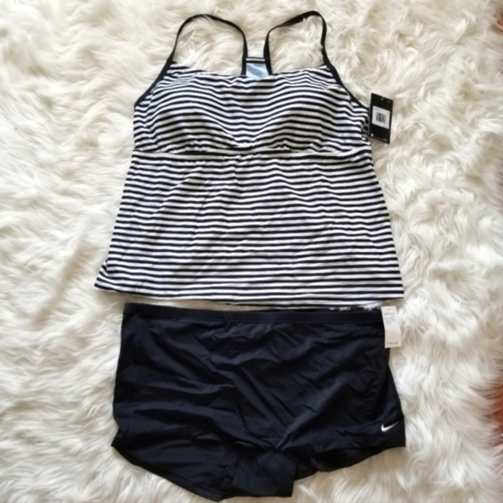 Nike Tankini Active Racerback Swimsuit 2 piece Set